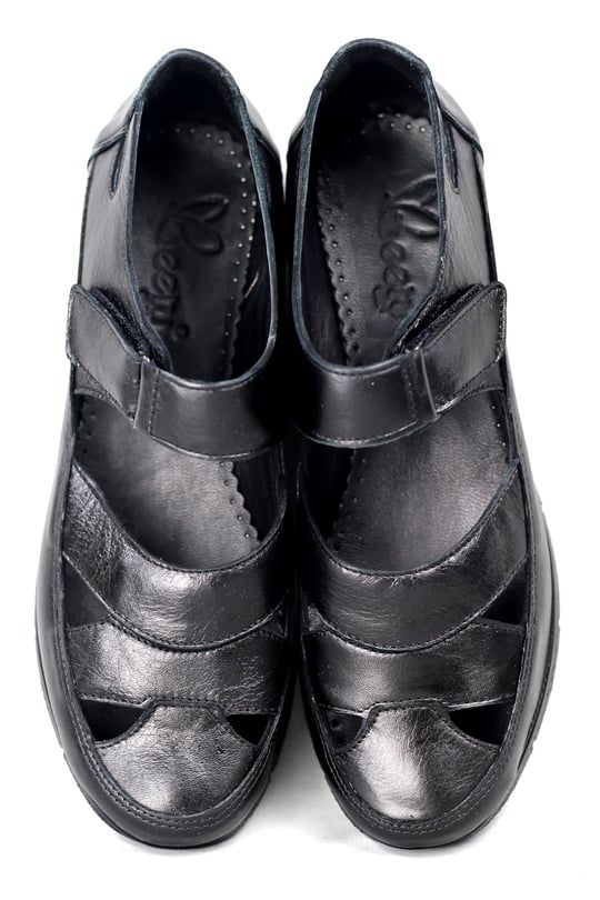 Beety Büyük Numara Kadın Yazlık Tokalı Sandalet Ayakkabı A34Z33098B-Siyah  A34Z33098B-Siyah 549,90 TL Tüm ürünlerde %25 indirim