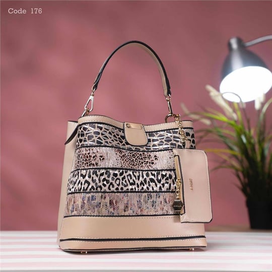 Wholesale Handbags from Turkey Worldwide Shipping Istabuy