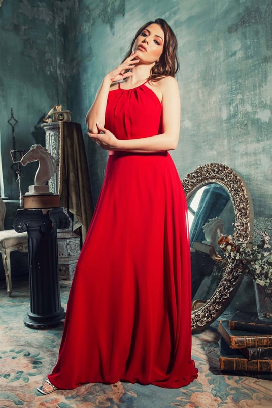 Carmen Kırmızı Saten Bantlı Uzun Abiye Elbise