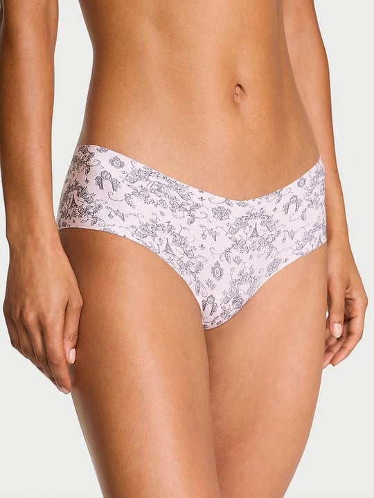 yalangoch dumba va qizlarning mushuklari