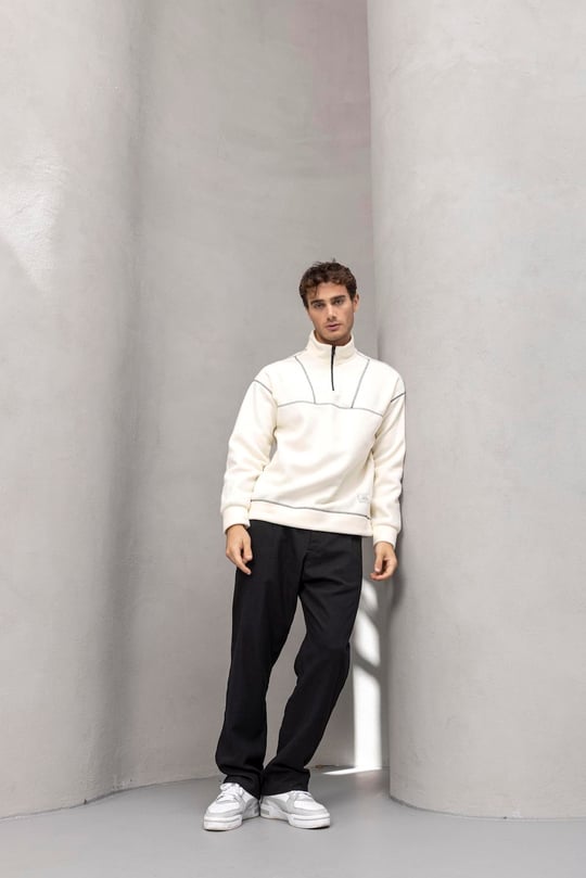 Crowe Şerit Detaylı Yarım Fermuar Polar Sweatshirt Ekru - Bezayağı Kumaş Pantolon Siyah