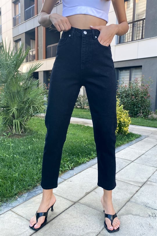 Siyah Likralı Mom Jean - Kadın Jean Modelleri - Nazliye Moda | Kadın Giyim  Modası