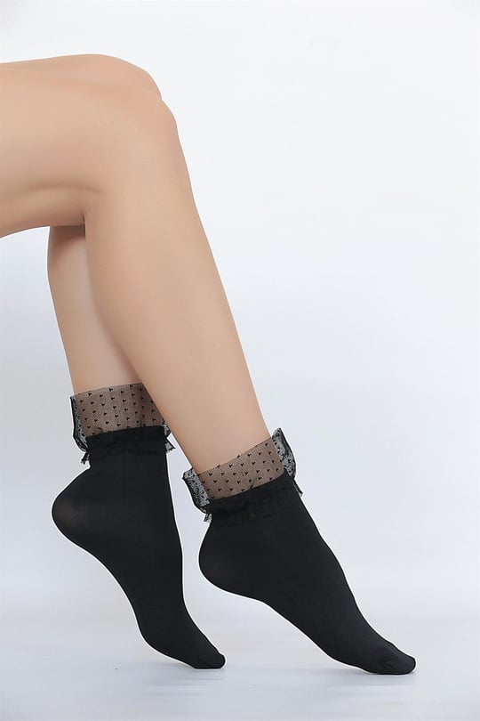 Naruto va buvi Tsunada porno video Bir yigit divanda etuk ayolni sikadi