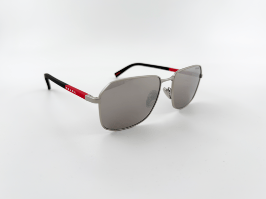 みちお、です。 Prada Sport PS 51ZS Erkek Güneş Gözlüğü - Dinamik ve Modern