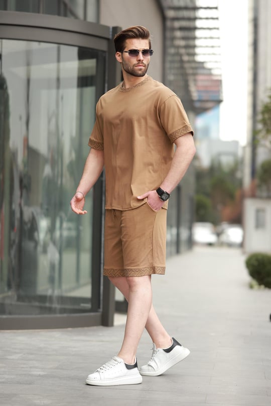 Ish joyida yashirin kamera porno Qizi jinsiy otasi