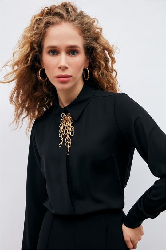 Sateen 881-2013 Siyah Kadın Zincir Detaylı Gömlek