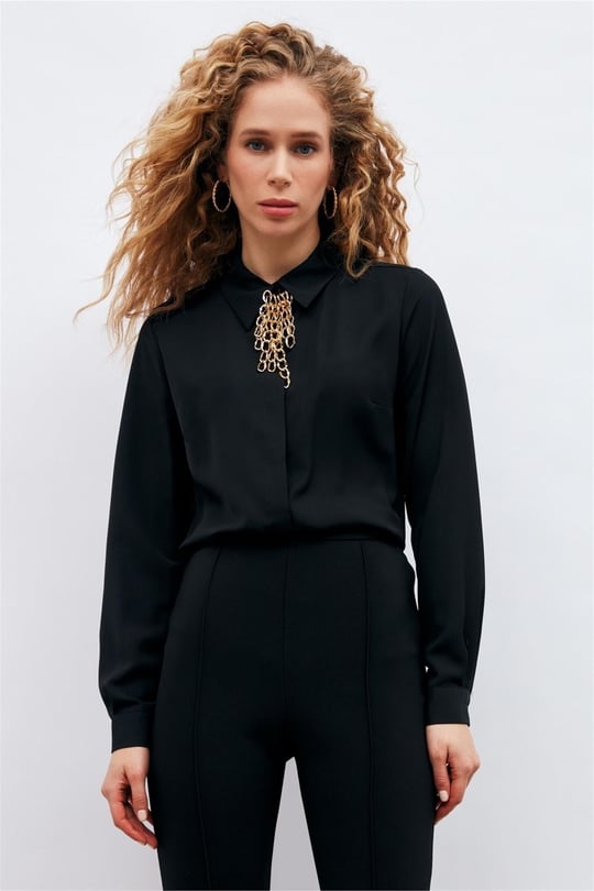 Sateen 881-2013 Siyah Kadın Zincir Detaylı Gömlek