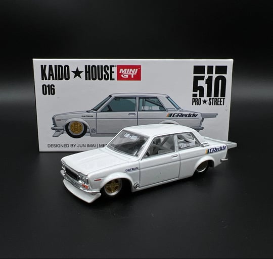 Mini GT Chase | diecastpazar Mini GT Chase | diecastpazar