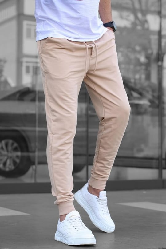 Jogger color beige hotsell
