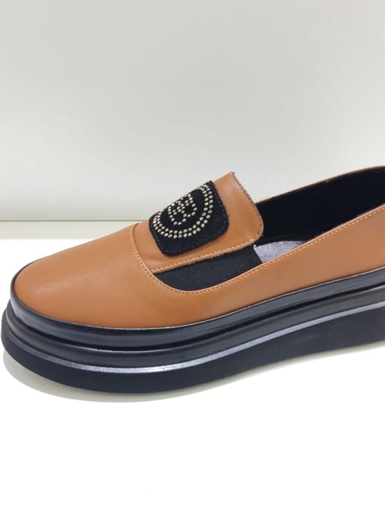Women leather loafers wholesale Camel color | From Turkey