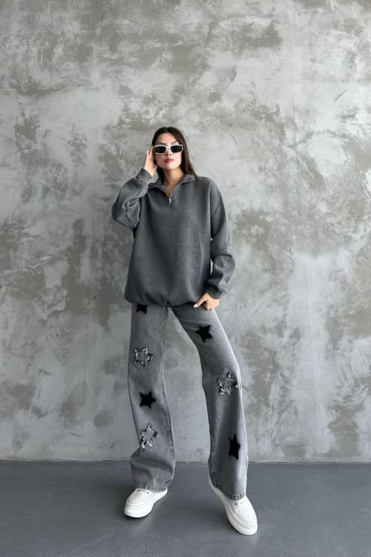 Dark gray sweatsuit hotsell