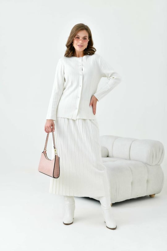 Women Sweatsuit Wholesale White Color Wholesale Skirt Set