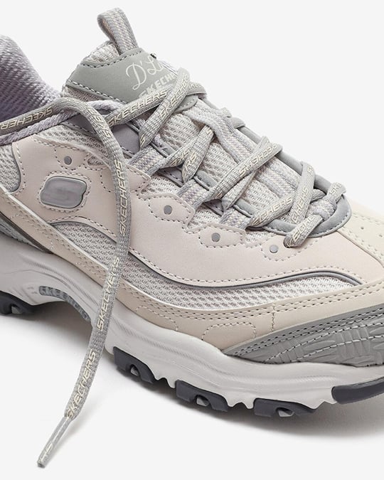 Xakidagi qizning erotik surati