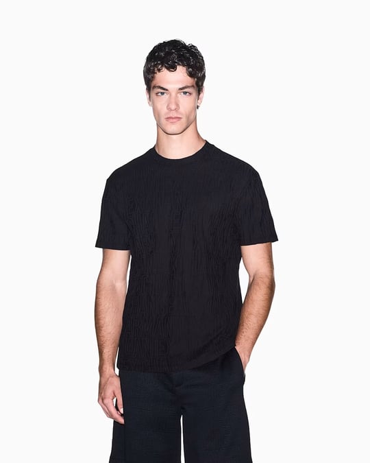 Armani Exchange Armani Exchange Erkek Yuvarlak Yakalı Kabartma Desenli Kısa Kollu Pamuklu Siyah T-Shirt XM003073 AF10337-UC001