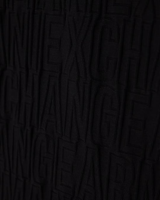 Armani Exchange Armani Exchange Erkek Yuvarlak Yakalı Kabartma Desenli Kısa Kollu Pamuklu Siyah T-Shirt XM003073 AF10337-UC001