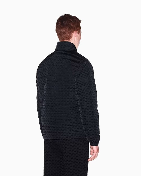 Armani Exchange Armani Exchange Erkek Uzun Kollu Logo Desenli Sıfır Yakalı Siyah Ceket XM003510 AF19870-UC001