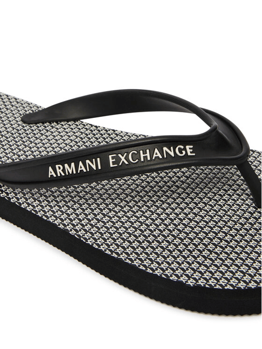 Armani Exchange Armani Exchange Erkek Düz ve Rahat Taban Marka Logo Dokulu Parmak Arası Siyah-Beyaz Terlik XUQ002 XV676-MC562
