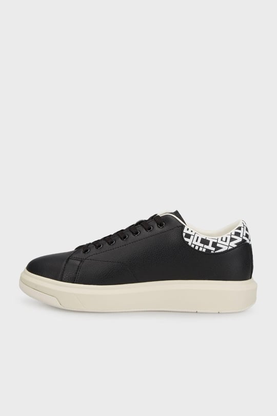 ARMANI EXCHANGE Armani Exchange Erkek Rahat ve Düz Taban Arkası Logo Desenli Siyah-Beyaz Sneaker XUX123 XV761-N814
