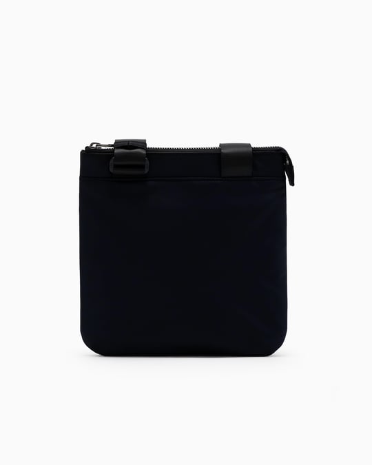 ARMANI EXCHANGE Armani Exchange Erkek Ayarlanabilir Askı Fermuar Kapama Spor Geniş Kullanım Lacivert Omuz Çantası XM000105 AF15129-UB101