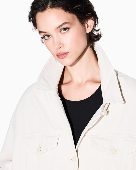 Armani Exchange Armani Exchange Kadın Rahat Kesim Cep Detaylı Pamuklu Denim Ekru Ceket XW001061 AF14494-U1051