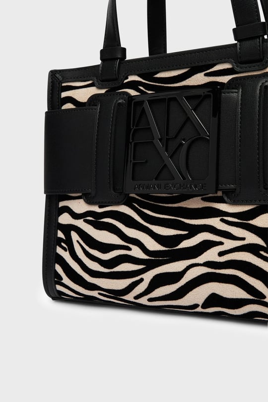 Armani Exchange Armani Exchange Kadın Fermuarlı Zebra Desenli Omuz Çantası Siyah Omuz Çantası XW000392 AF26445-MC149