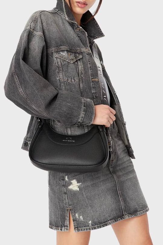Armani Exchange Armani Exchange Kadın Askısı Çıkarılabilir Marka Logolu Sade ve Şık Siyah Omuz Çantası 942883 CC783-00020