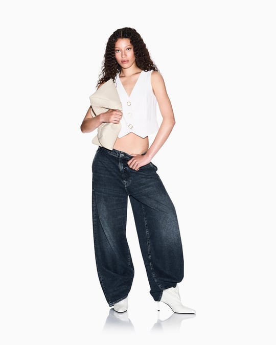 Armani Exchange Armani Exchange Kadın Yüksek Kaliteli Kumaş V Yaka Gold Düğme Detaylı Crop Ekru Yelek XW001279 AF16148-U1003