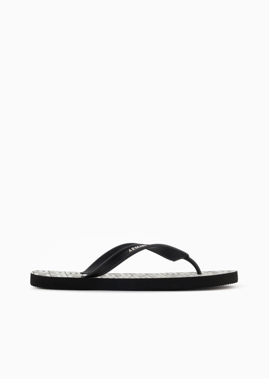 ARMANI EXCHANGE Armani Exchange Unısex Düz ve Rahat Taban Marka Logo Dokulu Parmak Arası Siyah-Beyaz Terlik XUQ002 XV676-N814