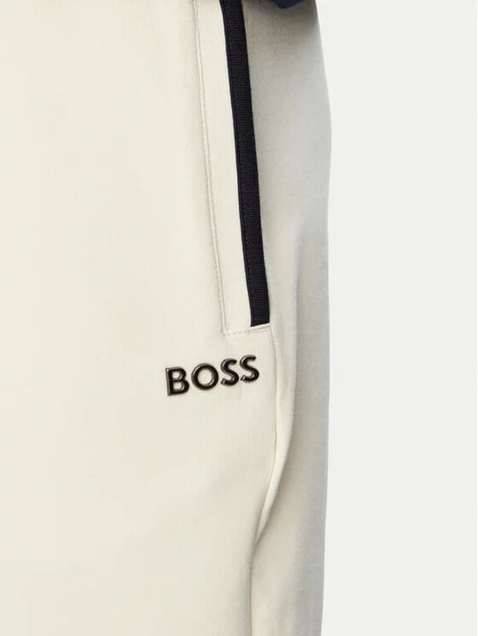 BOSS  BOSS Erkek Normal Kalıp Pileli Pamuklu Ekru Şort 50566917-132