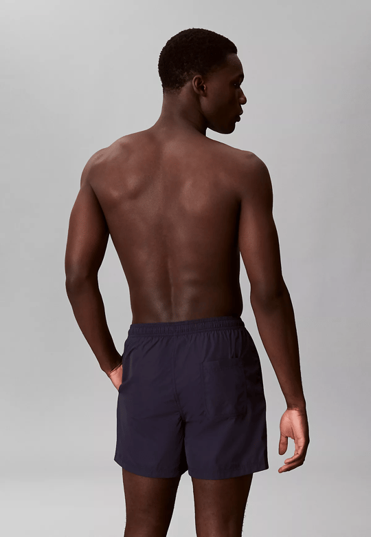 Calvin Klein Calvin Klein Erkek Beli Lastikli ve İp Bağlamalı Logo Detaylı Normal Kesim Lacivert Deniz Şortu LV00N61029-0PP