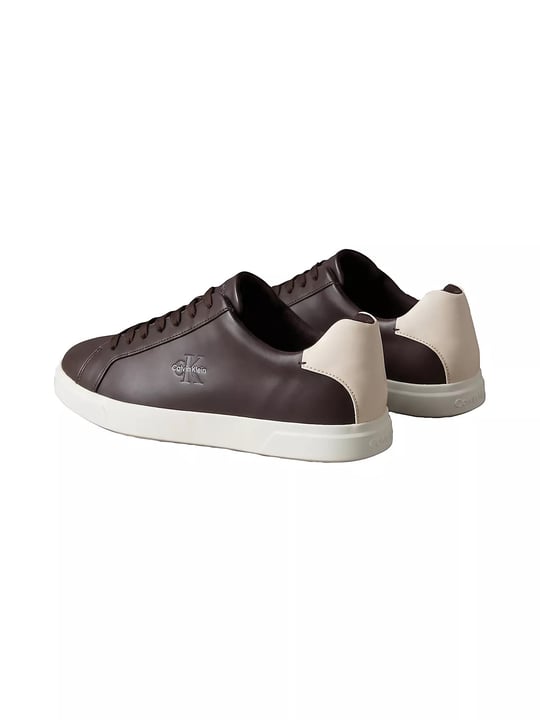 Calvin Klein Calvin Klein Erkek CK Logo Kabartmalı Düşük Bilekli Deri Kahverengi Sneaker HM0HM02123-0KU