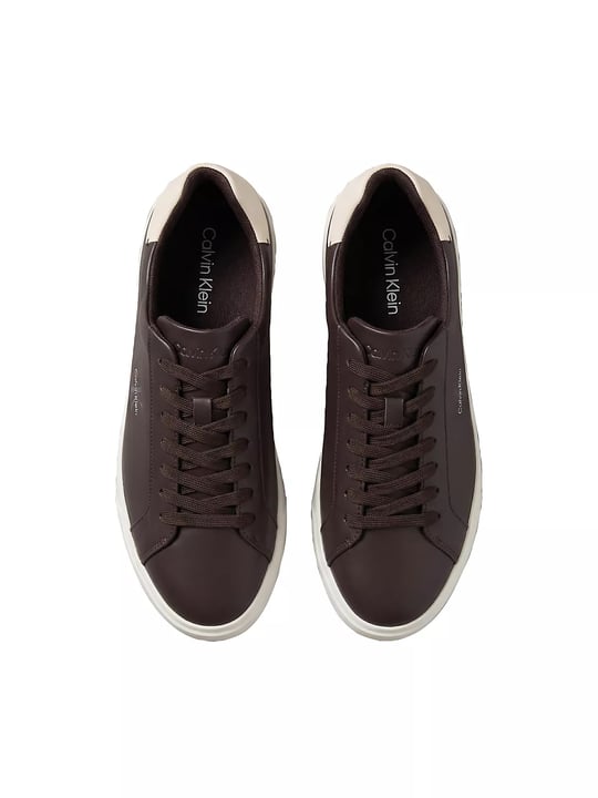 Calvin Klein Calvin Klein Erkek CK Logo Kabartmalı Düşük Bilekli Deri Kahverengi Sneaker HM0HM02123-0KU