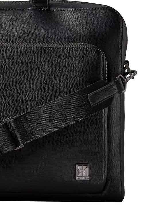 Calvin Klein Calvin Klein Erkek Deri Ayarlanabilir Askı Metal Logo Siyah El Çantası LV04D3290G-UB1