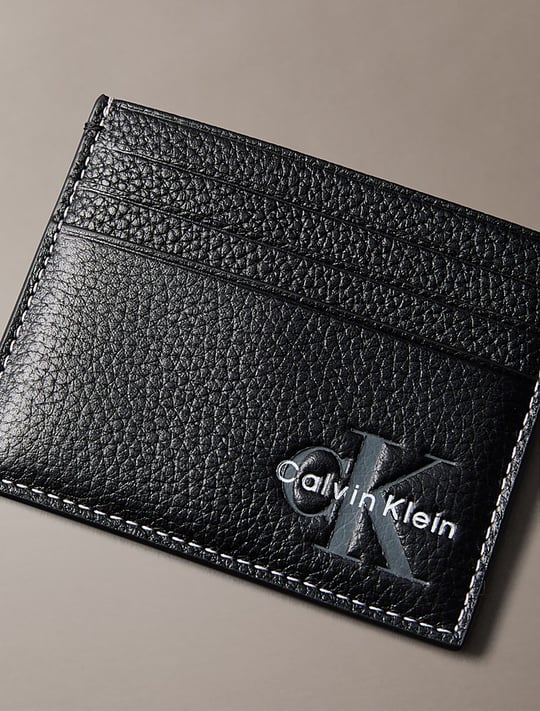 Calvin Klein Calvin Klein Erkek Dokulu Hakiki Deri Yüzey CK Logo Desenli Siyah Cüzdan LV04D1269G-UB1