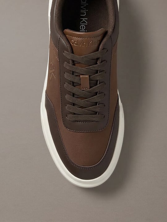 Calvin Klein Calvin Klein Erkek Düşük Bilekli CK Logo İmzalı Deri Kahverengi Sneaker HM0HM02326-0H2