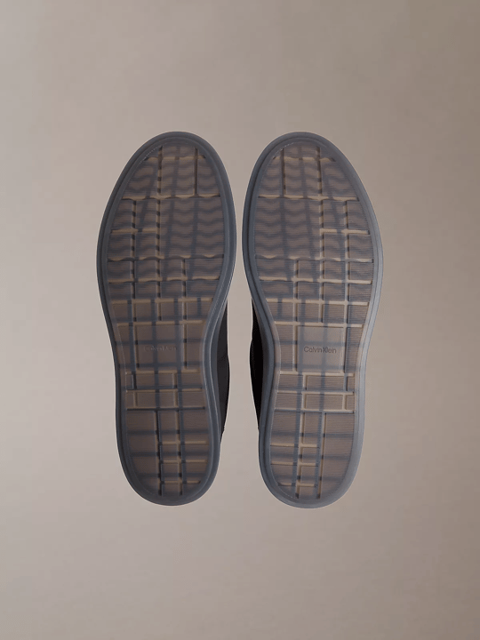 Calvin Klein Calvin Klein Erkek Düşük Bilekli CK Logo Detaylı Topuk Kısmında Süet Detaylı Siyah Sneaker HM0HM02126-0GM