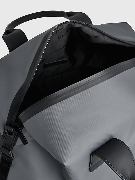Calvin Klein Calvin Kleın Erkek El Omuz Askılı Marka Logolu Gri Valiz & Bavul K50K511250-PCX