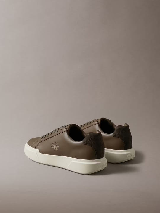Calvin Klein Calvin Klein Erkek Hakiki Deri Kalın ve Hafif Tabanlı Desenli Süet Detaylı Logolu Kahverengi Sneaker HM0HM02298-0HQ