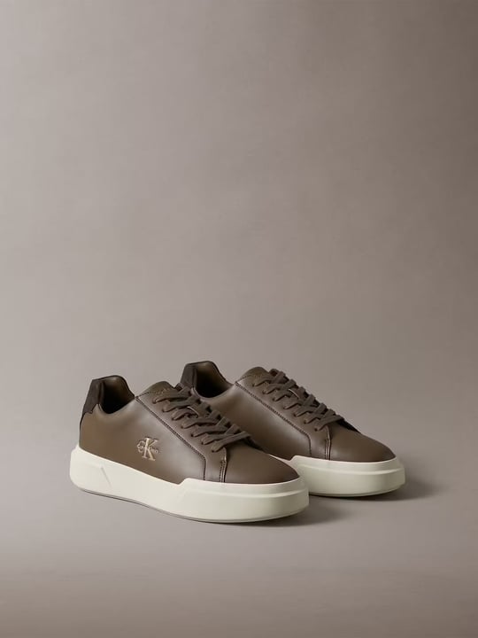 Calvin Klein Calvin Klein Erkek Hakiki Deri Kalın ve Hafif Tabanlı Desenli Süet Detaylı Logolu Kahverengi Sneaker HM0HM02298-0HQ
