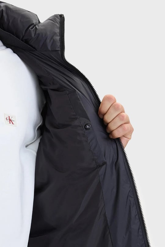 Calvin Klein Calvin Klein Erkek Kapitoneli Regular Fit Kapüşonlu Şişme Siyah Mont LV04RH502G-UB1