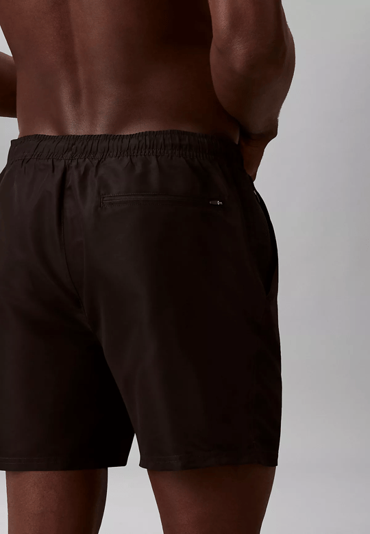 Calvin Klein Calvin Klein Erkek Logo Baskılı Hızlı Kuruyan Kumaş Beli Lastikli Siyah Deniz Şortu LV00N61047-UB1