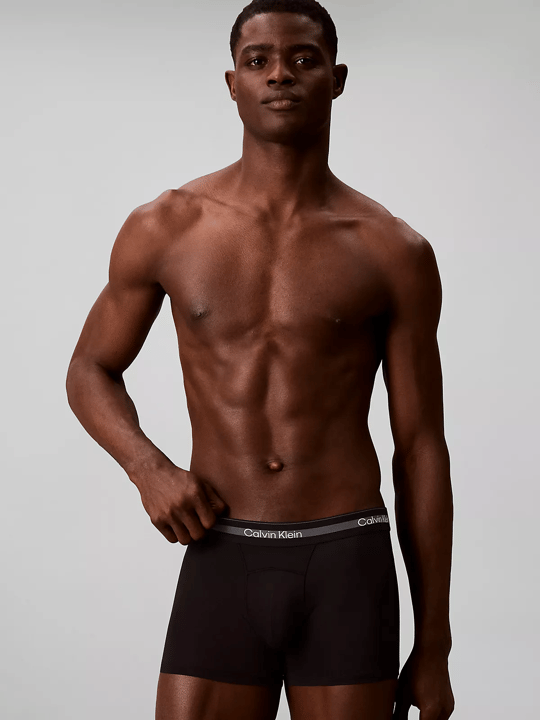 Calvin Klein Calvin Klein Erkek Logo Etiketli Elastik Bel Bantlı Üçlü Paket Siyah Boxer LV00NB4536-UB1