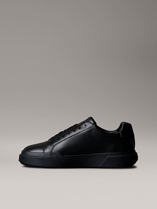 Calvin Klein Calvin Klein Erkek Logo Kabartmalı Düşük Bilekli %100 Deri Siyah Sneaker YM0YM01344-0GJ