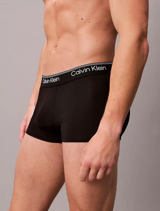 Calvin Klein Calvin Klein Erkek Logolu Elastik Bel Bantlı 3'lü Siyah Boxer LV00NB4409-UB1