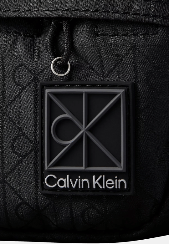 Calvin Klein Calvin Klein Erkek Monogram CK Logolu Fermuarlı Siyah Omuz Çantası LV04D1190G-UB1