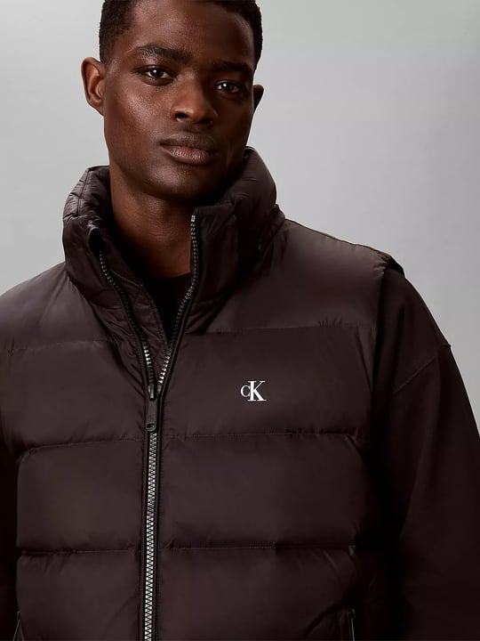 Calvin Klein Calvin Klein Erkek Normal Kalıp Kuş Tüyü Dolgulu Kapitone Desenli Çıkarılabilir Kapüşonlu Siyah Yelek LV04RG514G-UB1