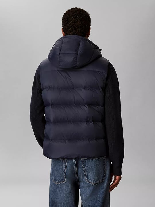 Calvin Klein Calvin Klein Erkek Normal Kalıp Kuş Tüyü Dolgulu Kapitone Desenli Çıkarılabilir Kapüşonlu Lacivert Yelek LV04RG514G-CEF