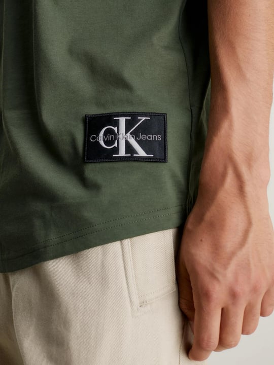 Calvin Klein Calvin Kleın Erkek Pamuklu Kısa Kollu Yuvarlak Yaka Yeşil T-Shirt J30J323482-LLP