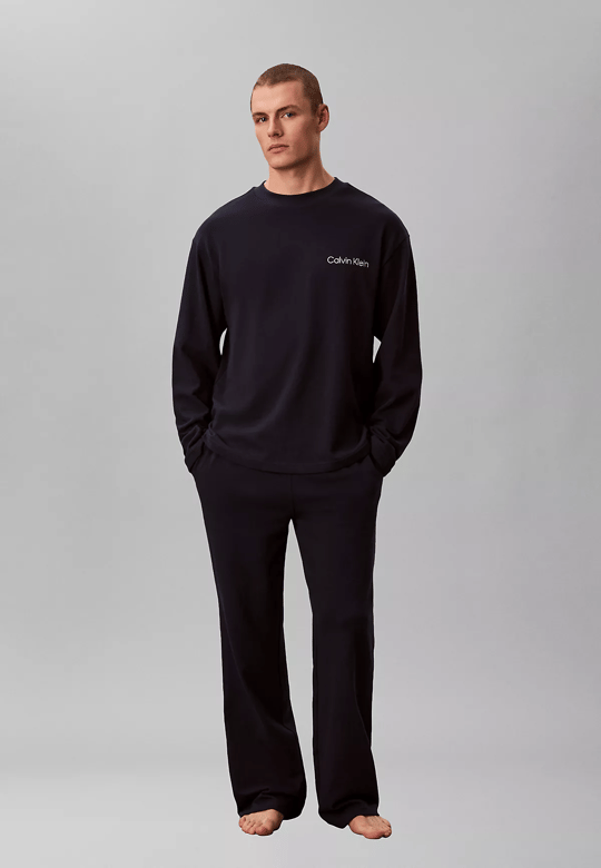 Calvin Klein Calvin Klein Erkek Rahat Kalıp Pamuklu Yuvarlak Yakalı Geniş Paçalı Lacivert Pijama Takımı LV00NM2950-0PP