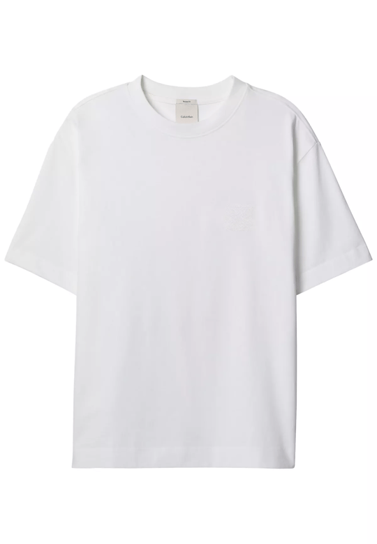 Calvin Klein Calvin Klein Erkek Regular Fit Pamuklu Göğüste CK Logolu Bisiklet Yaka Kısa Kollu Beyaz T-Shirt LV04LD224G-YAF